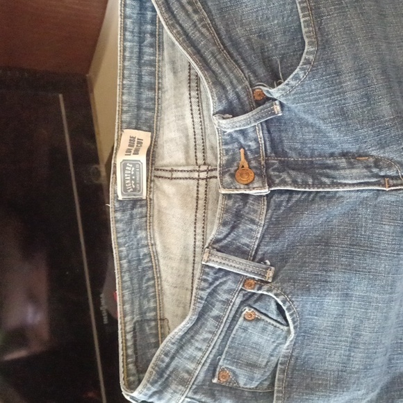 Levi signature women's jeans size 8 - Picture 2 of 4